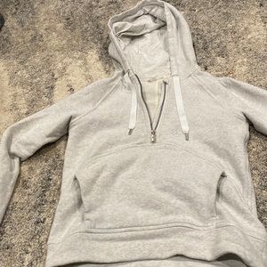 Lululemon women’s extra small jacket.